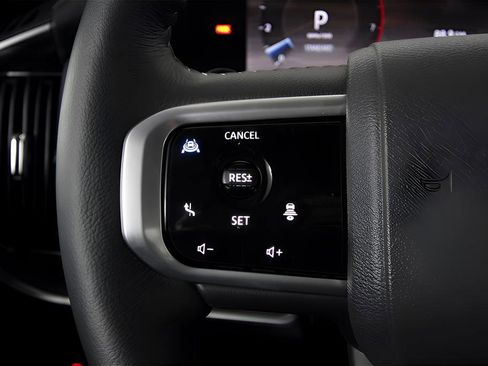 New 2026 Nissan Armada SL image 28