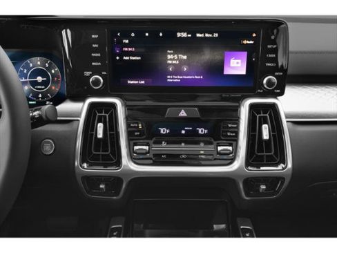 Used 2023 Kia Sorento SX image 13