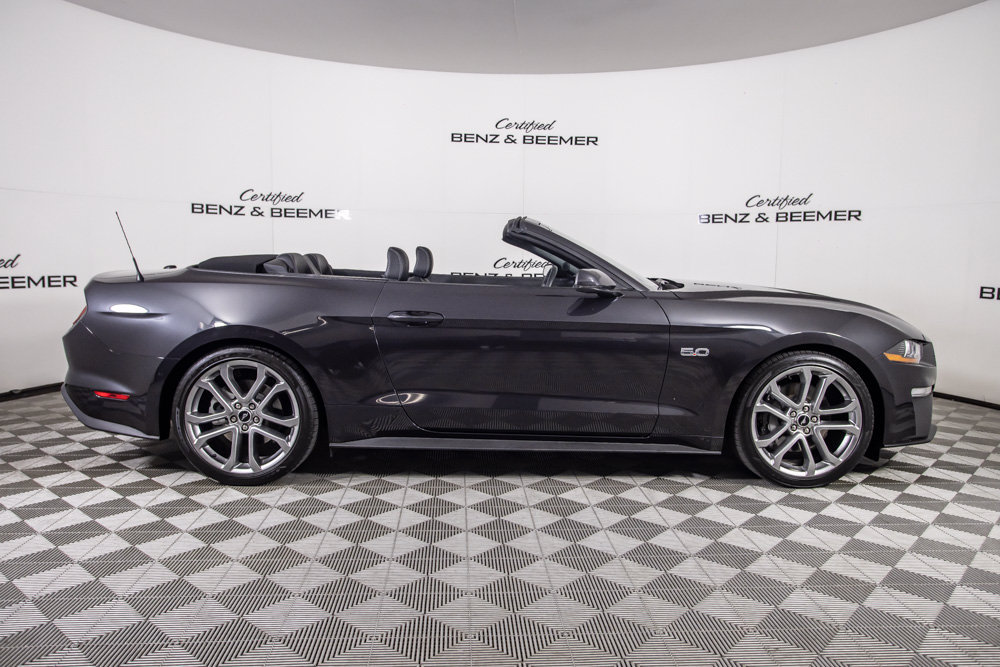 Used 2022 Ford Mustang GT Premium w/ Equipment Group 401A RWD image 4