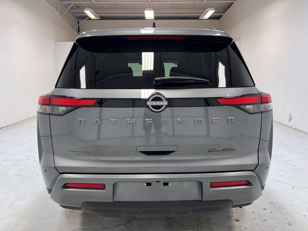 Used 2026 Nissan Pathfinder SL AWD/4WD image 10
