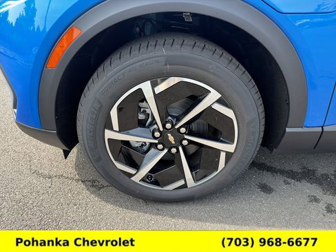 New 2026 Chevrolet Equinox EV LT FWD image 27