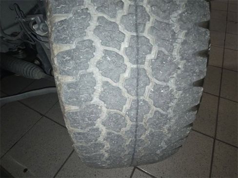 Used 2023 Land Rover Defender 110 X-Dynamic SE image 26