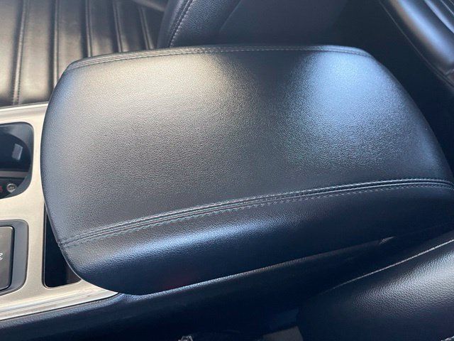 Used 2024 Ford Edge SEL AWD/4WD image 18