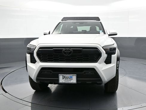 New 2024 Toyota Tacoma TRD Off-Road image 2
