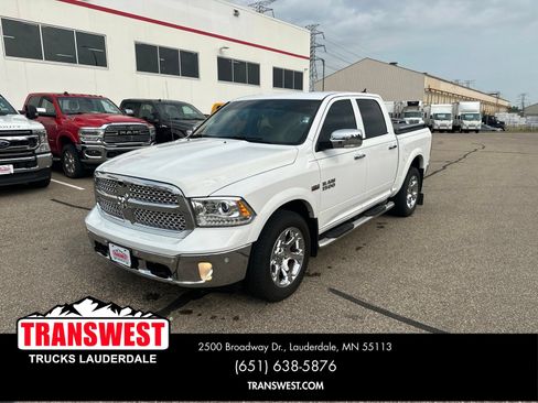 Used 2018 RAM 1500 Laramie w/ Convenience Group AWD/4WD image 1