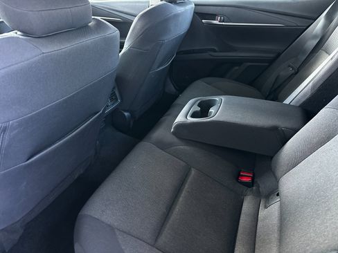 Used 2025 Toyota Camry LE w/ Convenience Package image 11