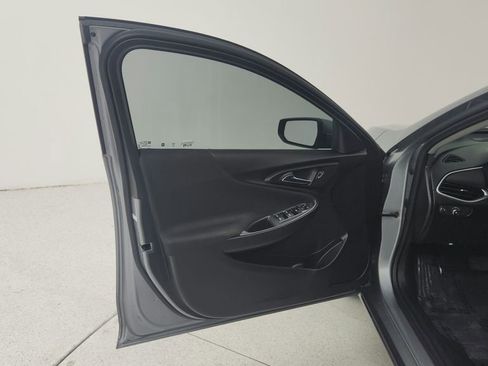 Used 2023 Chevrolet Malibu LT FWD image 16