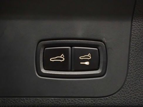 Used 2022 Porsche Panamera Platinum Edition image 14