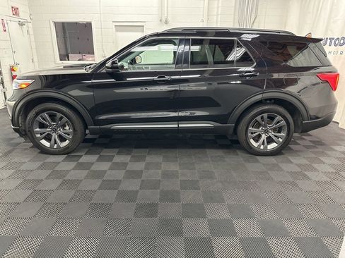 Used 2023 Ford Explorer XLT w/ Equipment Group 202A image 6