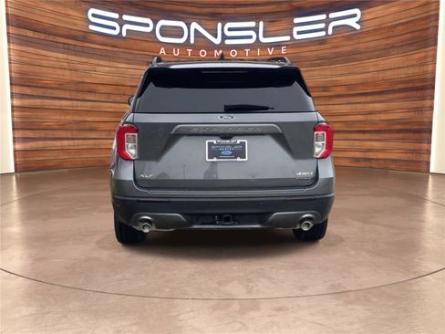 Used 2023 Ford Explorer XLT w/ Equipment Group 202A image 5