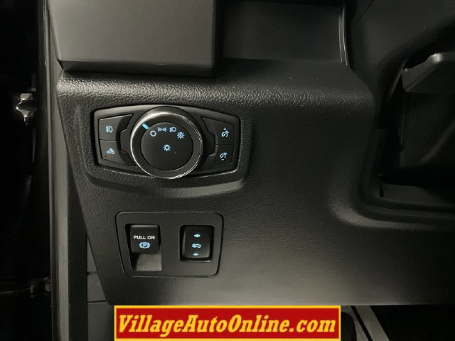 Used 2015 Ford F150 XLT w/ Equipment Group 302A Luxury AWD/4WD image 23
