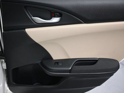 Used 2018 Honda Civic LX image 33