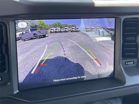 New 2025 Ford Bronco 4-Door image 10