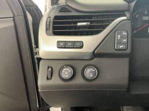 Used 2017 Chevrolet Tahoe Premier image 26