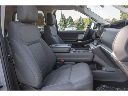Used 2025 Ford Expedition Max Active AWD/4WD image 11