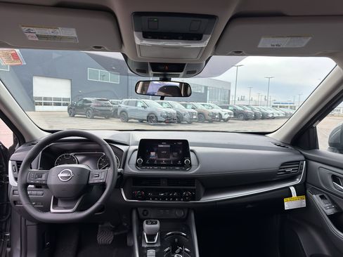 New 2026 Nissan Rogue SV image 28