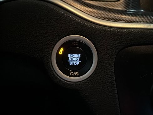 Used 2016 Dodge Charger R/T Scat Pack w/ Beats Audio Group image 24