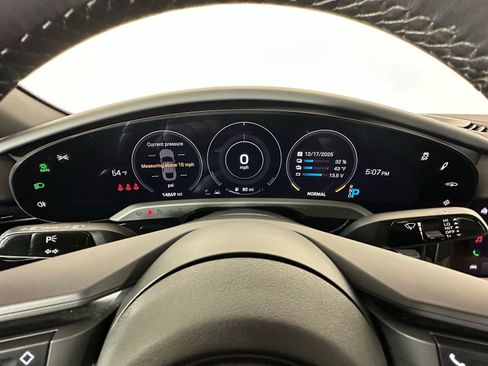 Used 2023 Porsche Taycan 4S image 11