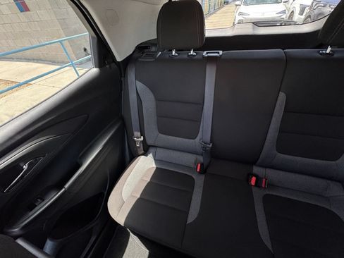 Used 2025 Chevrolet TrailBlazer LT FWD image 38