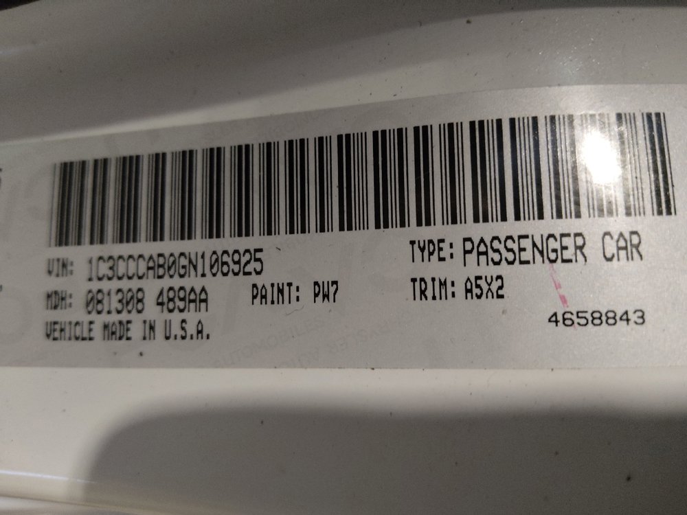 Used 2016 Chrysler 200 Limited FWD image 33