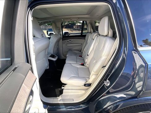 New 2026 Volvo XC90 T8 Ultra w/ Protection Package Premier image 12