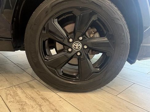 Used 2020 Toyota RAV4 XSE AWD/4WD image 9