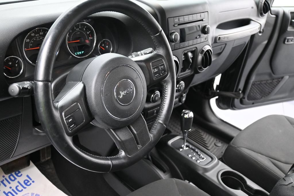 Used 2018 Jeep Wrangler Unlimited Sport S AWD/4WD image 14