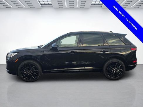 Certified 2023 Lincoln Corsair Reserve w/ Equipment Group 202A image 4