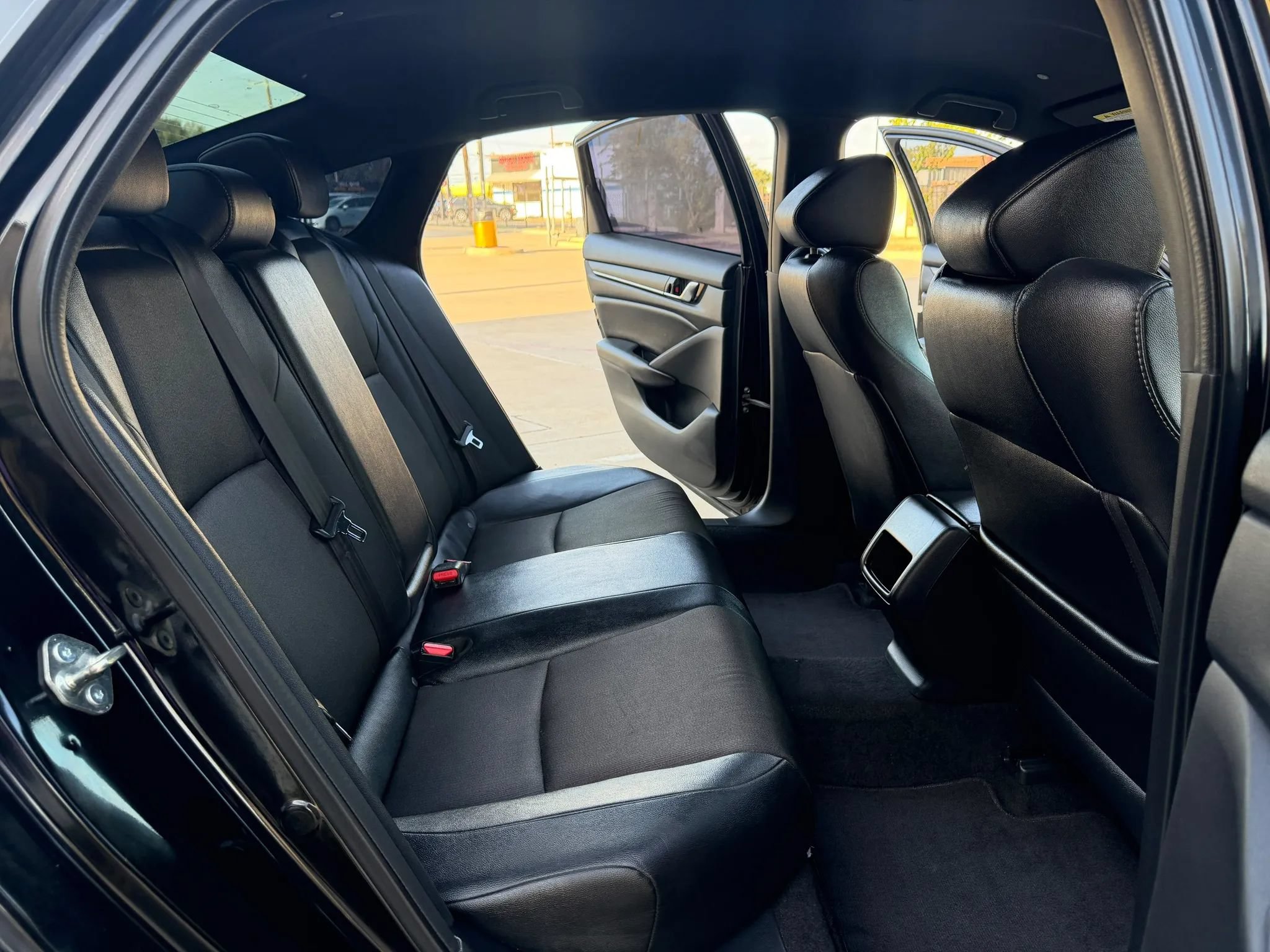 Used 2020 Honda Accord Sport image 15