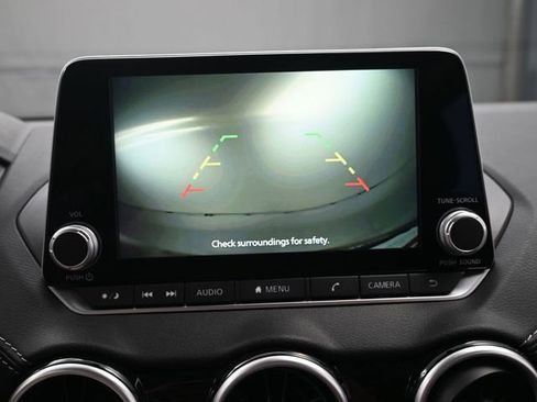 Used 2025 Nissan Sentra SV image 19