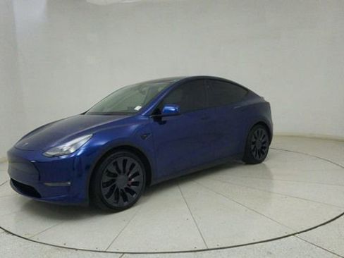 Used 2024 Tesla Model Y Performance image 63