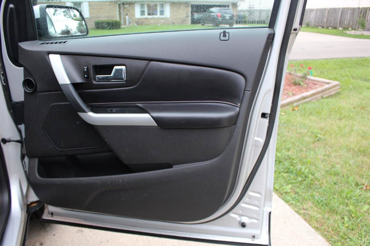 Used 2013 Ford Edge SEL AWD/4WD image 35