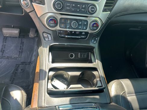 Used 2019 GMC Yukon XL Denali RWD image 14