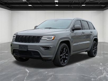 Used 2020 Jeep Grand Cherokee Altitude