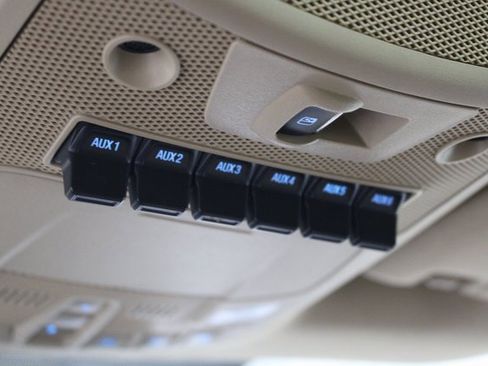 Used 2019 Ford F250 Lariat w/ Chrome Package image 16