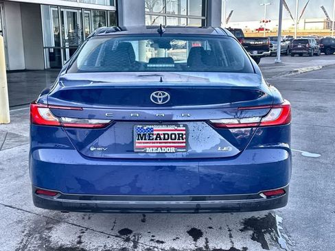 Used 2025 Toyota Camry LE image 5