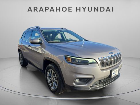 Used 2019 Jeep Cherokee Latitude Plus w/ Cold Weather Group image 10