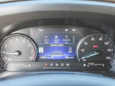 Used 2020 Ford Explorer XLT w/ Equipment Group 202A image 29