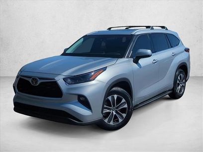 Certified 2022 Toyota Highlander XLE