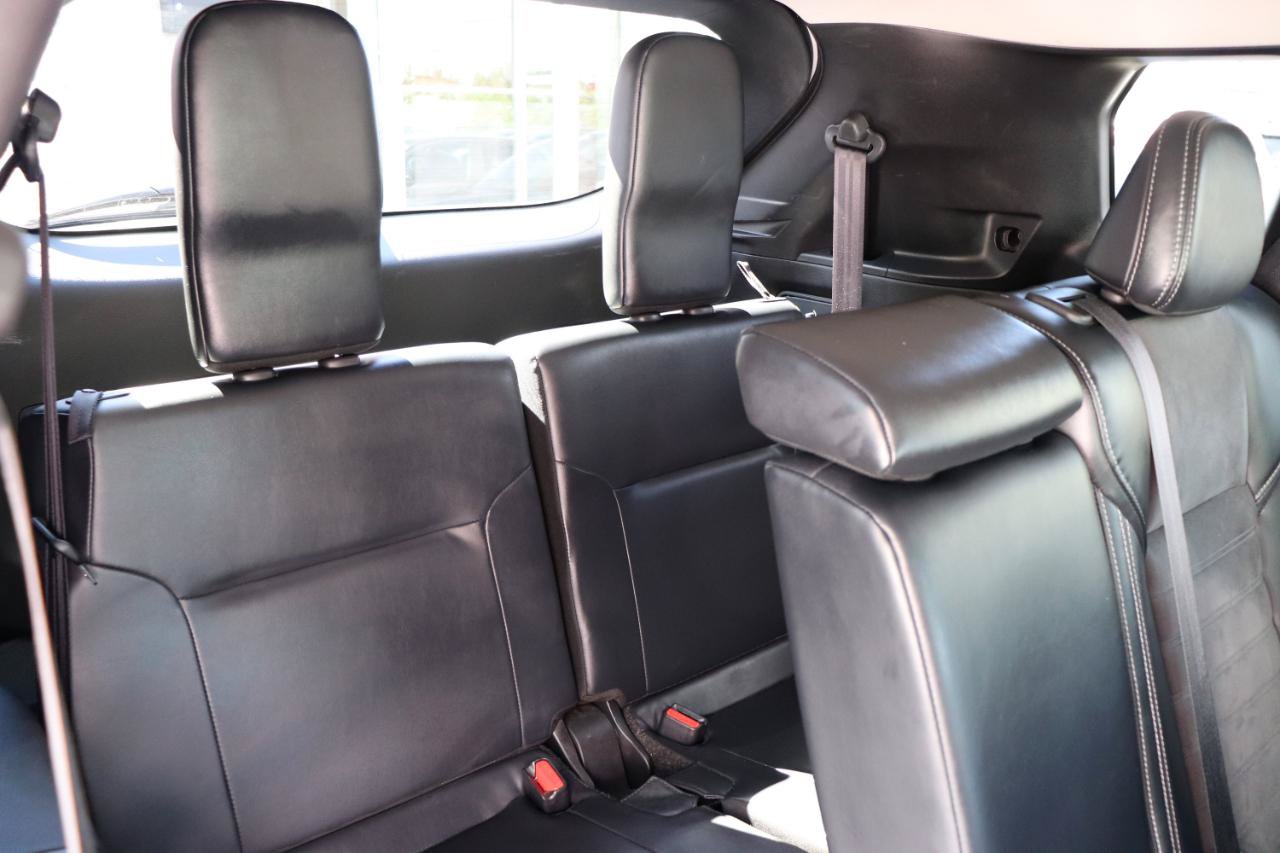 Used 2024 Mitsubishi Outlander FWD image 14