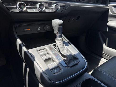 Used 2024 Honda CR-V LX image 8