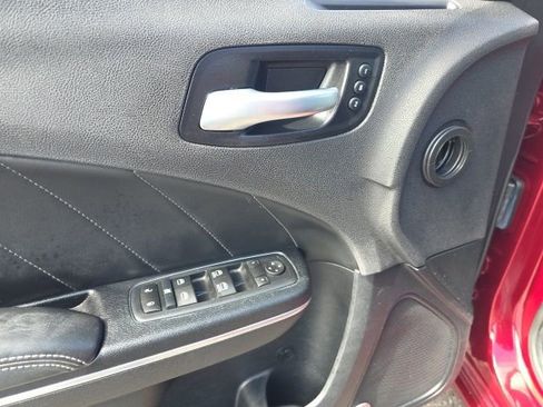Used 2017 Dodge Charger SXT w/ AWD Plus Group image 11
