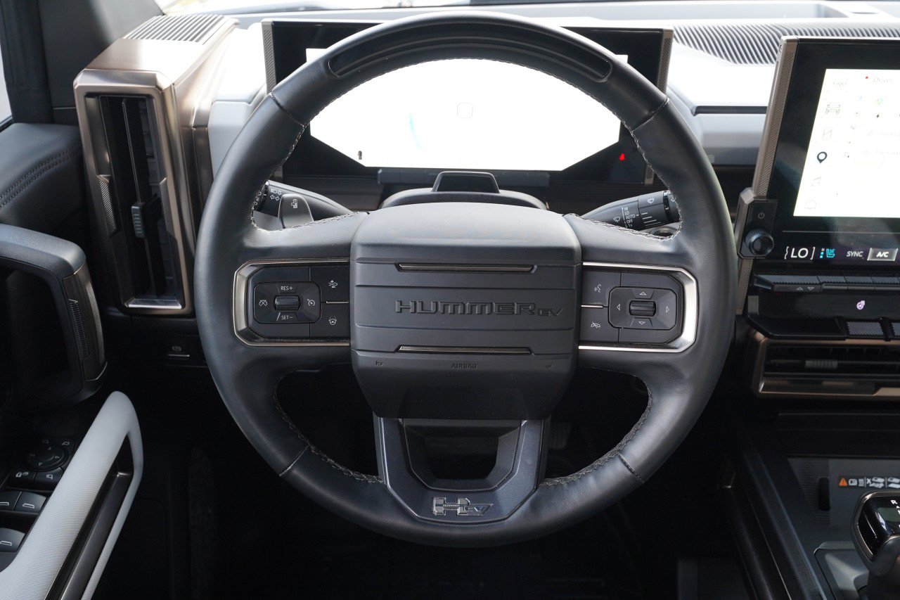 Used 2024 GMC Hummer EV 2X AWD/4WD image 10