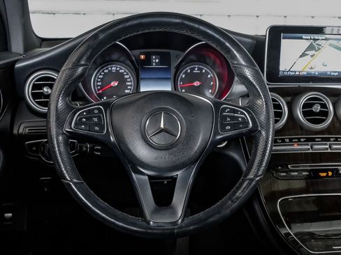 Used 2019 Mercedes-Benz GLC 300 image 15