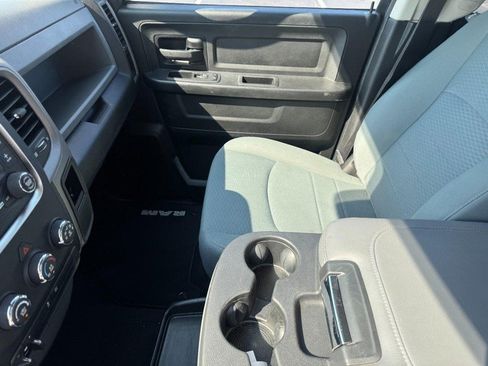 Used 2019 RAM 1500 Express w/ Express Value Package AWD/4WD image 13