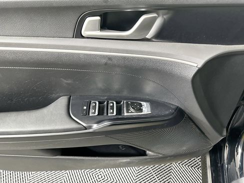 Used 2021 Kia K5 LXS image 15