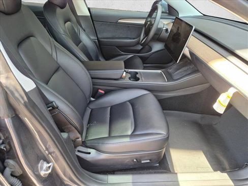 Used 2023 Tesla Model 3 Standard Range RWD image 19