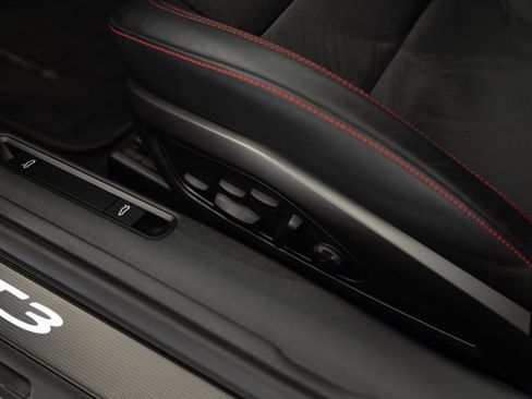Used 2024 Porsche 911 GT3 RWD image 69