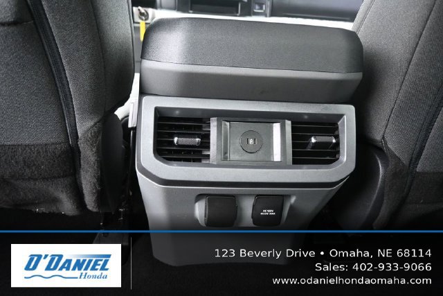 Used 2024 Ford F350 XLT AWD/4WD image 18
