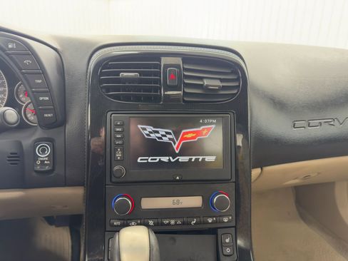 Used 2009 Chevrolet Corvette Convertible 2D w/ Preferred Equipment Group image 15